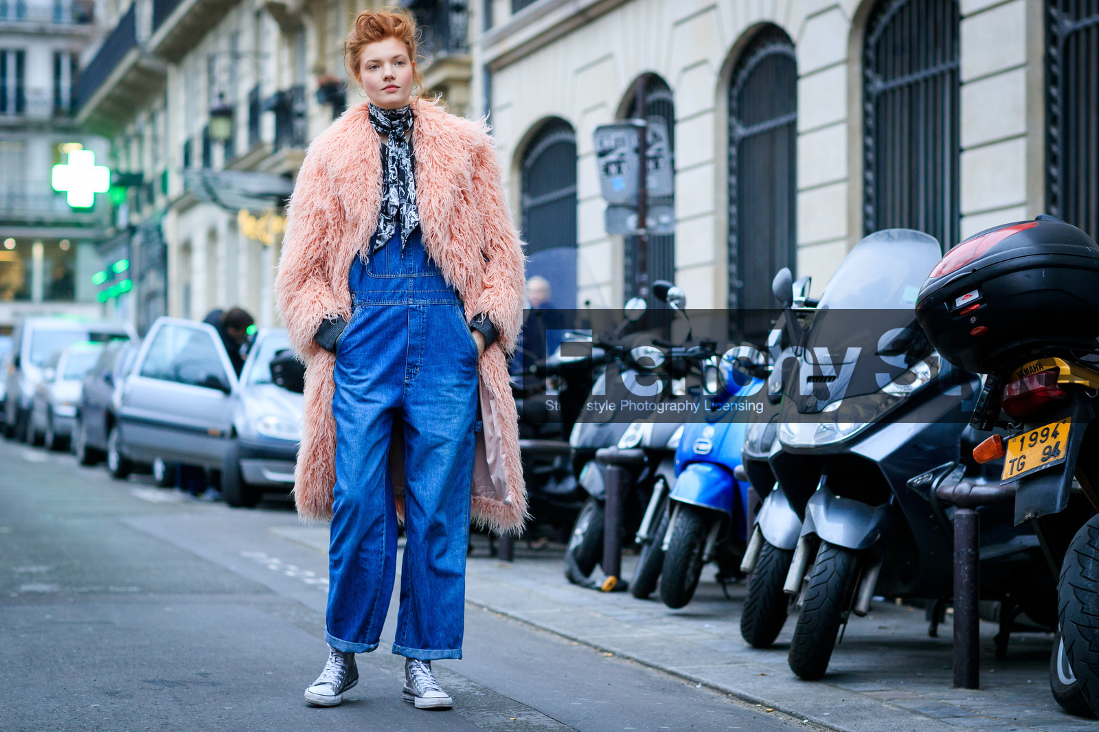 blue denim, converse, denim overall, fur jacket, leather sneakers, pink fur, pink jacket, printed scarf, red head, silver shoes, fashion week, frenchystyle, FW, jonathan paciullo, street style, PFW, PARIS, SPRING SUMMER 2017, SS 17, HAUTE COUTURE, atmosphere details, full length, horizontal, anastasia ivanova, model