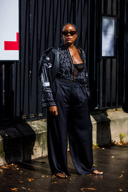 bag, black bag, black belt, black blouse, black body, black monochrome, black pants, black sandals, black sunglasses, blouse, flare pants, fluid pants, gold earrings, gold hoops, gold necklace, Jessica Willis, lingerie, pants, printed blouse, sunglasses, street style, jonathan paciullo, FW, frenchystyle, fashion week, PFW, PARIS, SPRING SUMMER 2022, SS 22, vertical, full length