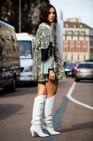 velvet dress, mini dress, fringe dress, long sleeves dress, light green dress, light yellow dress, white leather boots, high boots, kitten heels boots, philosophy look, philosophy dress, erika boldrin, street style, jonathan paciullo, FW, frenchystyle, fashion week, MFW, MILAN, SPRING SUMMER 2021, SS 21, vertical, full length