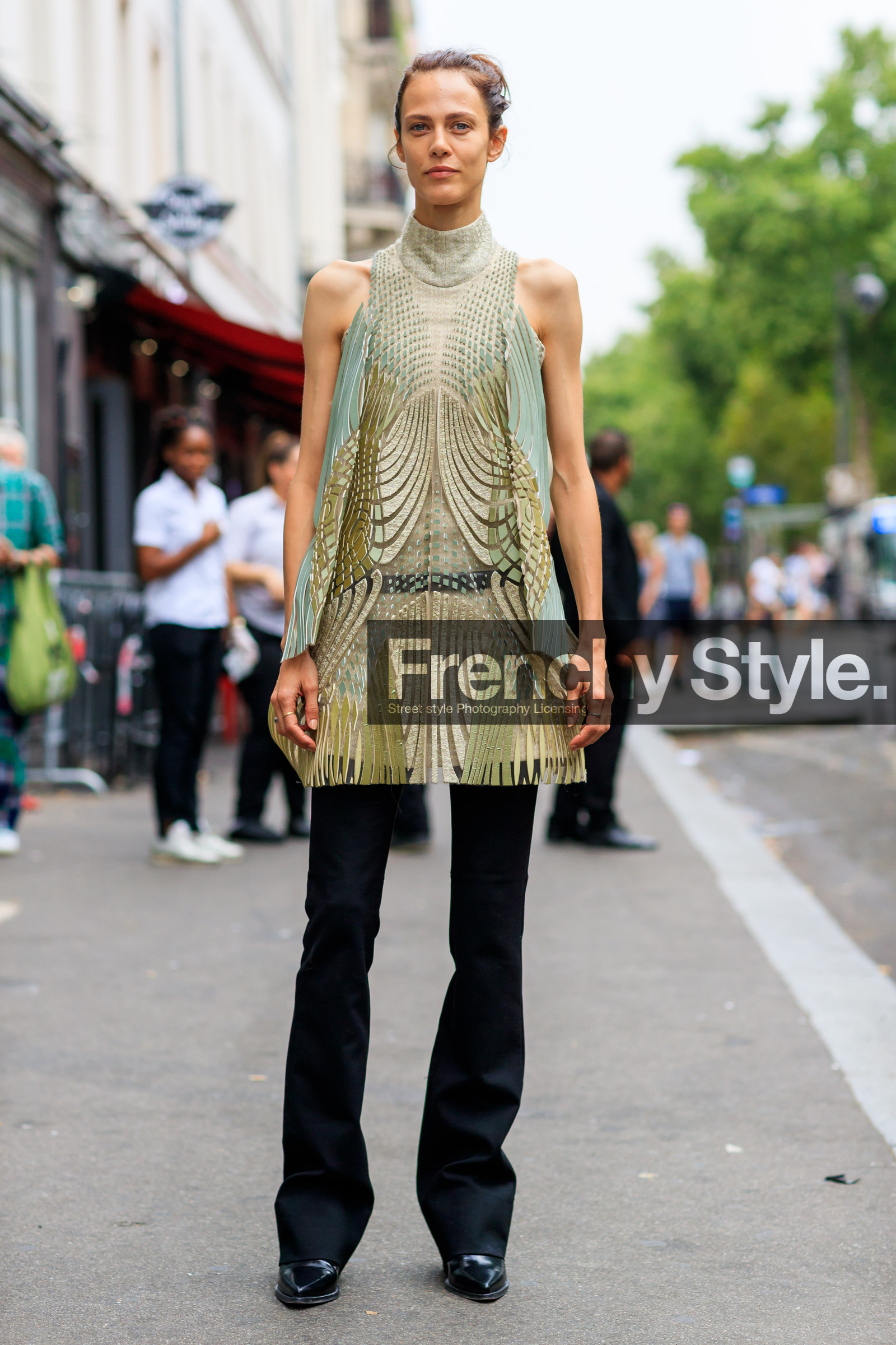beige top, black pants, black shoes, graphic top, laser cut, leather shoes, see through, trousers, fashion week, frenchystyle, FW, jonathan paciullo, street style, PFW, PARIS, vertical, full length, model, AUTUMN WINTER 2018-2019, FALL WINTER 2018-2019, FW 18-19, aymeline valade