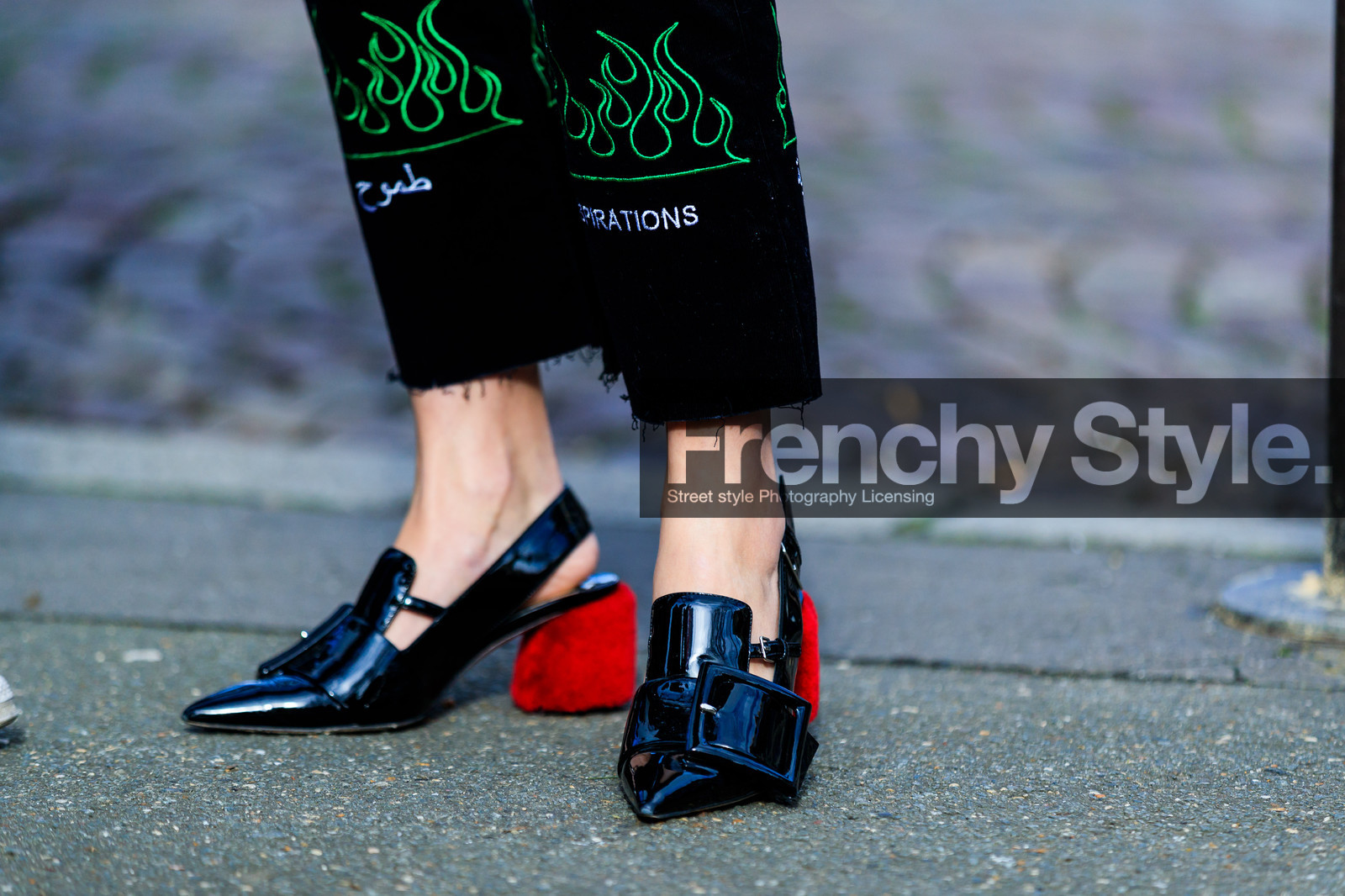 atmosphere details, AUTUMN WINTER 2017-2018, AW 17-18, black denim, black shoes, denim pants, detail, eleonora carisi, FALL WINTER 2017-2018, fashion week, frenchystyle, FW, FW 17-18, high heels, horizontal, jeans, jonathan paciullo, leather shoes, PARIS, PFW, printed pants, street style, trousers, varnished leather shoes, vêtements