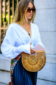 atmosphere details, detail, fashion week, floral, flowers, frenchystyle, FW, graphic bag, jonathan paciullo, NEW YORK, NYFW, pleated skirt, pleats, SPRING SUMMER 2018, SS 18, street style, sunglasses, vertical, white shirt, wood bag