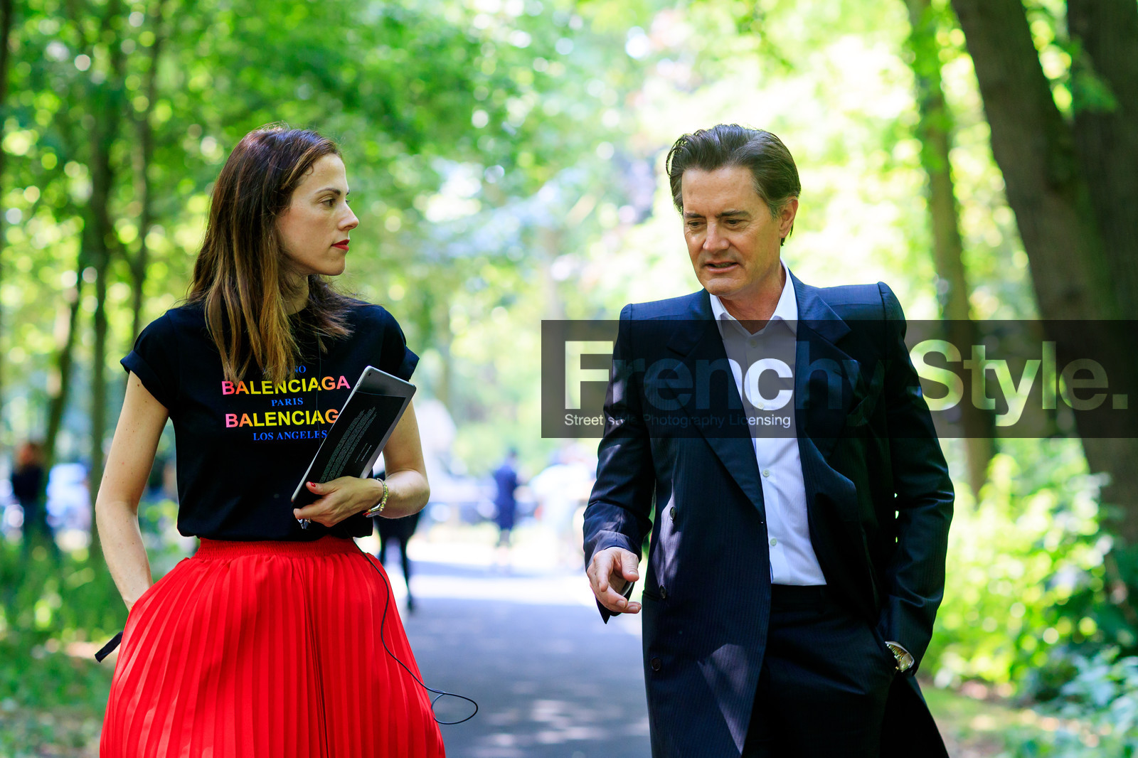 atmosphere details, balenciaga, black coat, black t shirt, detail, fashion week, frenchystyle, FW, horizontal, jonathan paciullo, MENSWEAR, PARIS, PFW, pleated skirt, red skirt, SPRING SUMMER 2018, SS 18, street style, white shirt