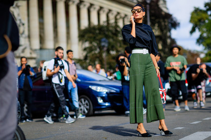 atmosphere details, black mules, black top, bracelet, fashion week, frenchystyle, full length, FW, giovanna battaglia, graphic bag, green pants, high heels, horizontal, jonathan paciullo, leather bag, leather belt, leather shoes, message, PARIS, PFW, red bag, SPRING SUMMER 2017, SS 17, street style, sunglasses, trousers, white belt, wide pants