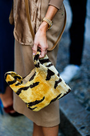 animal print, beige skirt, brown bag, camel sweater, fur bag, gala gonzalez, graphic bag, leather bag, max mara, printed bag, watch, zebra, street style, jonathan paciullo, FW, frenchystyle, fashion week, MFW, MILAN, SPRING SUMMER 2019, SS 19, vertical, atmosphere details, detail