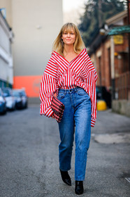 AUTUMN WINTER 2017-2018, AW 17-18, black shoes, blue denim, checked bag, denim pants, FALL WINTER 2017-2018, fashion week, frenchystyle, full length, FW, FW 17-18, geometric, graphic bag, graphic shirt, high heels, jeanette madsen, jeans, jonathan paciullo, leather bag, leather shoes, MFW, MILAN, red bag, red shirt, street style, striped shirt, stripes, trousers, vertical