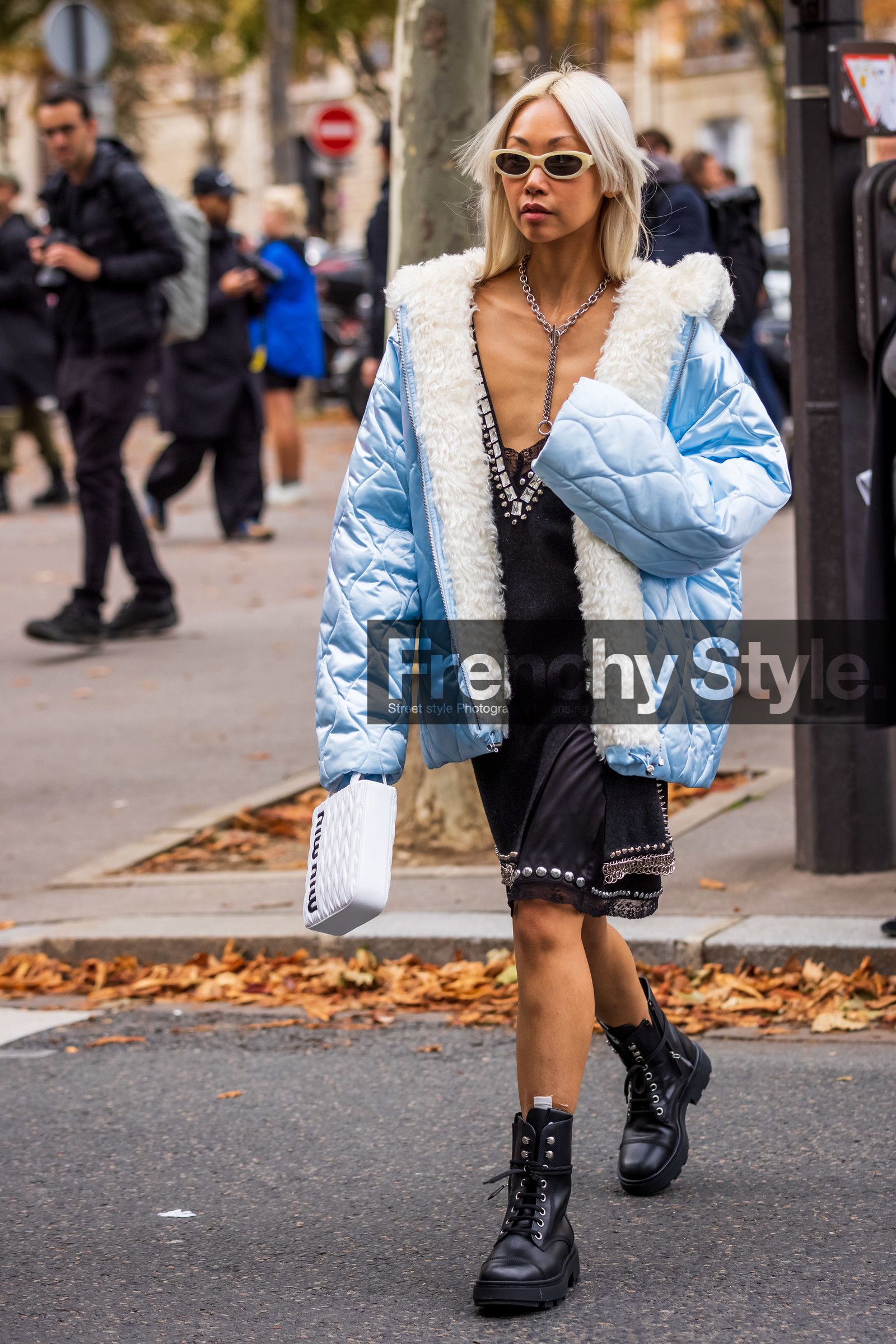 Vanessa Hong, bag, white bag, blue coat, black dress, coat, dress, miu miu look, short dress, statement dress, strap dress, strass, puffer, blue puffer, necklace, silver necklace, sunglasses, white sunglasses, fashion week, frenchystyle, FW, jonathan paciullo, street style, PFW, PARIS, SPRING SUMMER 2022, SS 22, vertical, full length