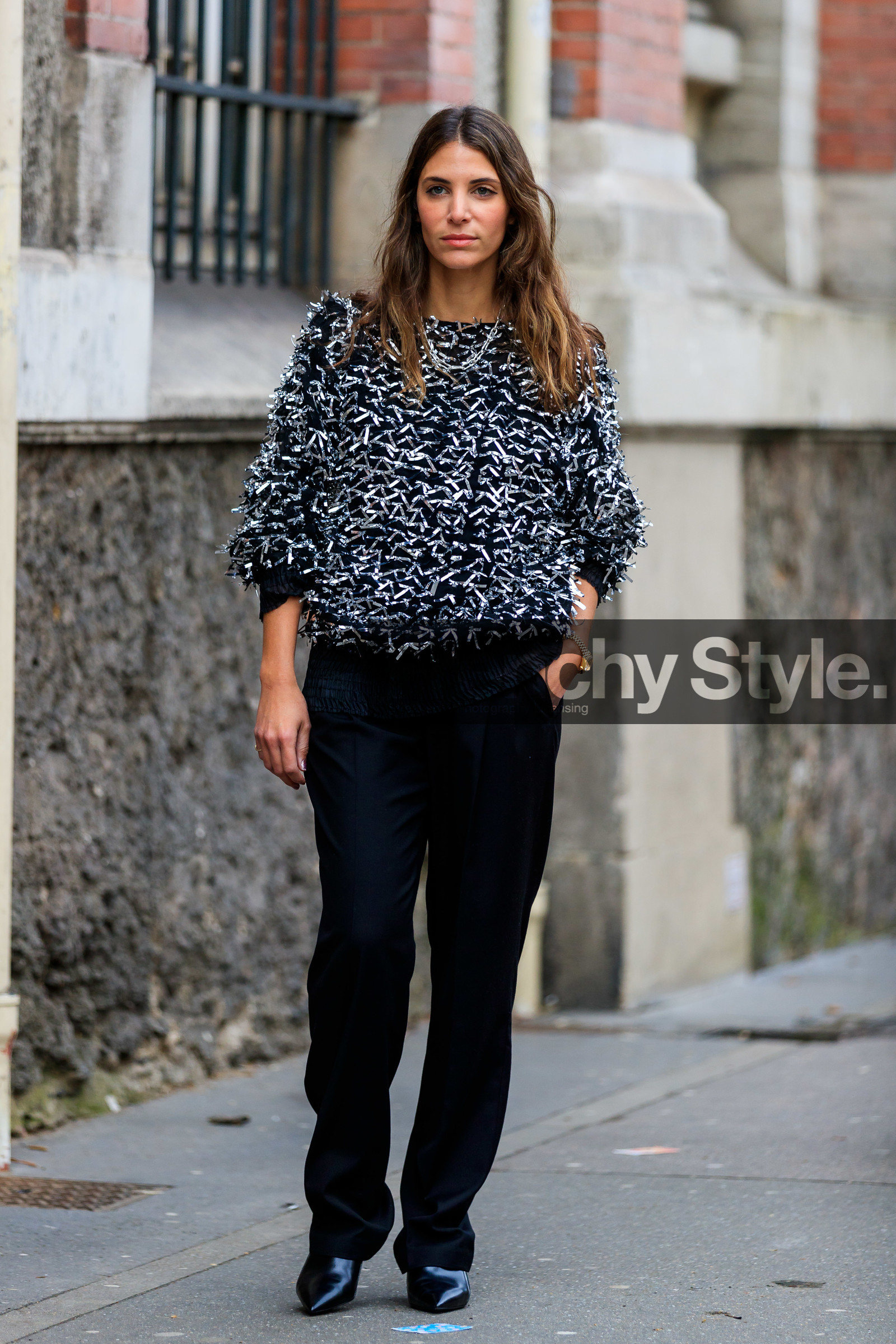 jen wonders, black pants, black pullover, silvered pullover, fringe pullover, fashion week, frenchystyle, FW, jonathan paciullo, street style, PFW, PARIS, vertical, full length