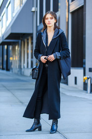 AUTUMN WINTER 2016-2017, AW 16-17, black bag, black boots, black coat, black denim, denim pants, FALL WINTER 2016-2017, fashion week, frenchystyle, full length, FW, FW 16-17, grey sweater, hoodie, jeans, jonathan paciullo, leather boots, model, NEW YORK, NYFW, street style, tone on tone, total look black, trousers, vertical, woman