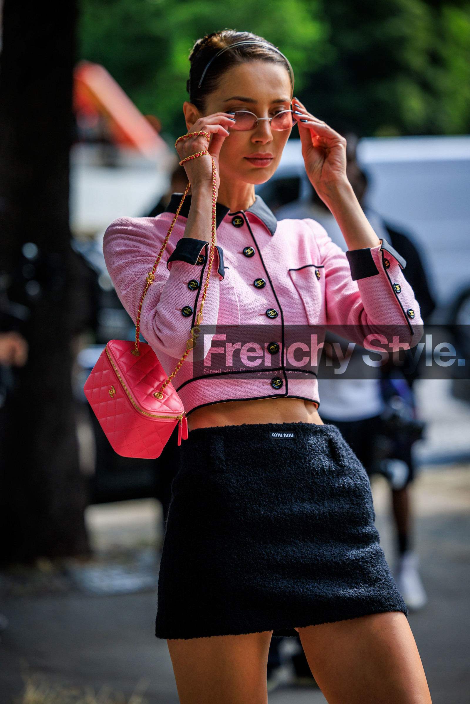 fashion week, frenchystyle, FW, jonathan paciullo, street style, PFW, PARIS, FW 23-24, FALL WINTER 2023-2024, AUTUMN WINTER 2023-2024, HAUTE COUTURE, vertical, atmosphere details, detail