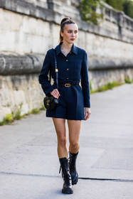 bag, belt, black bag, black belt, black boots, boots, dior bag, dior belt, dior look, lace up boots, leather belt, leather boots, Mary Leest, navy shirt, navy short, shirt, short, street style, jonathan paciullo, FW, frenchystyle, fashion week, PFW, PARIS, SPRING SUMMER 2022, SS 22, vertical, full length