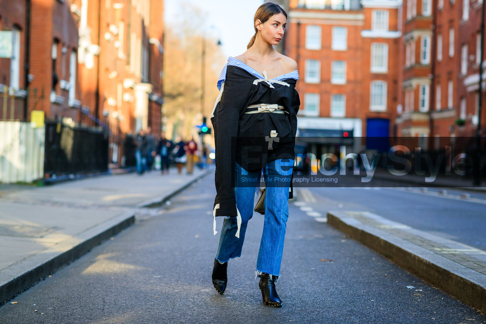atmosphere details, AUTUMN WINTER 2017-2018, AW 17-18, balenciaga, black boots, black shirt, black shoes, blue denim, blue shirt, denim pants, FALL WINTER 2017-2018, fashion week, frenchystyle, full length, FW, FW 17-18, geometric, graphic shirt, high heels, horizontal, irina lakicevic, jeans, jonathan paciullo, leather shoes, LFW, LONDON, off the shoulder, open back, printed shirt, street style, striped shirt, trousers, vêtements
