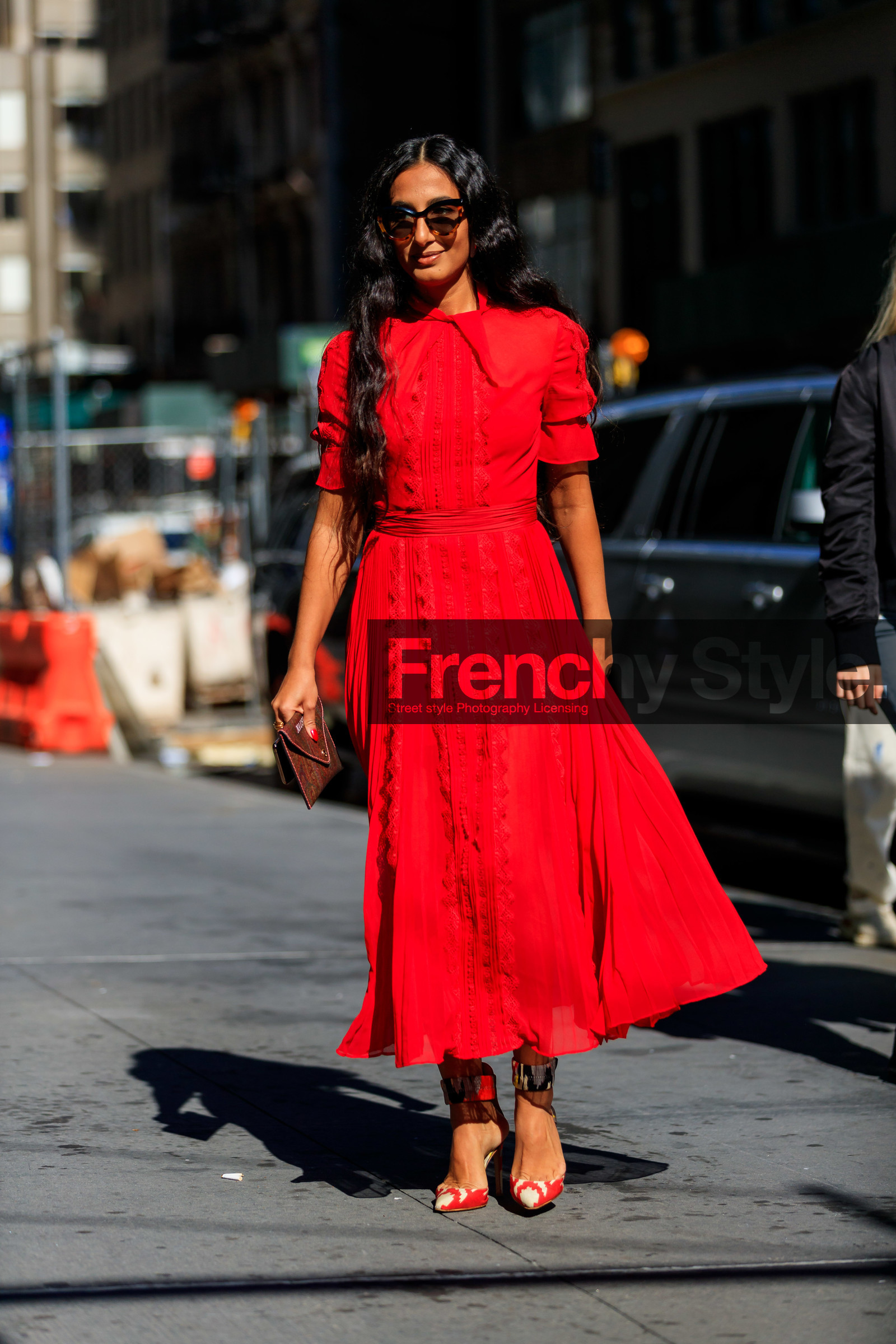 graphic shoes, high heels, leather shoes, printed shoes, red dress, red shoes, sunglasses, tone on tone, total look red, fashion week, frenchystyle, FW, jonathan paciullo, street style, NEW YORK, NYFW, SPRING SUMMER 2020, SS 20, vertical, full length