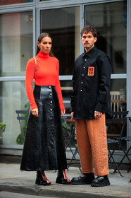 alice barbier, alice & j.s, JS roques, red pullover, turtleneck pullover, long skirt, button skirt, split skirt, polish skirt, black leather boots, black leather skirt, striped boots, red leather boots, nodaleto boots, low boots, silvered bag, metalic bag, shoulder bag, paco rabanne bag, paco rabanne skirt, PARIS, PFW, fashion week, frenchystyle, FW, jonathan paciullo, street style, SPRING SUMMER 2021, SS 21, vertical, full length