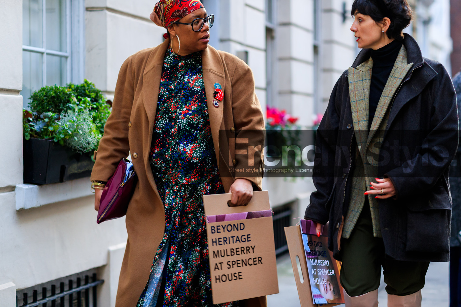 black jacket, blazer, camel coat, checked jacket, floral, flowers, graphic dress, green jacket, green pants, headscarf, leather bag, pink bag, plaid, printed dress, red scarf, fashion week, frenchystyle, FW, jonathan paciullo, street style, LFW, LONDON, AUTUMN WINTER 2018-2019, AW 18-19, FALL WINTER 2018-2019, FW 18-19, horizontal, atmosphere details, detail