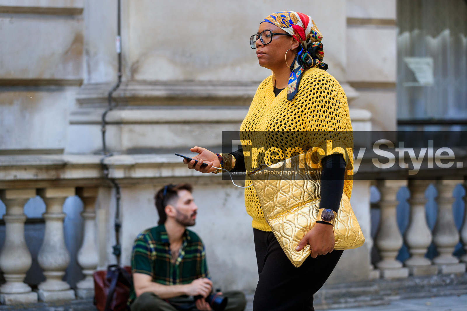 knit top, knitwear, yellow pullover, openwork pullover, hermes scarf, golden clutch, gold leather clutch, golden cuff, brown stone bracelet, fashion week, frenchystyle, FW, jonathan paciullo, street style, atmosphere details, horizontal, detail