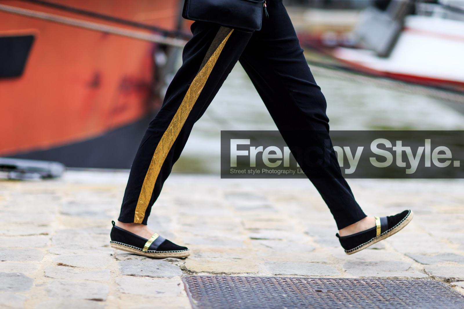 atmosphere details, black pants, black shoes, detail, espadrilles, fashion week, frenchystyle, FW, golden details, horizontal, jonathan paciullo, MENSWEAR, PARIS, PFW, SPRING SUMMER 2017, SS 17, street style, trousers