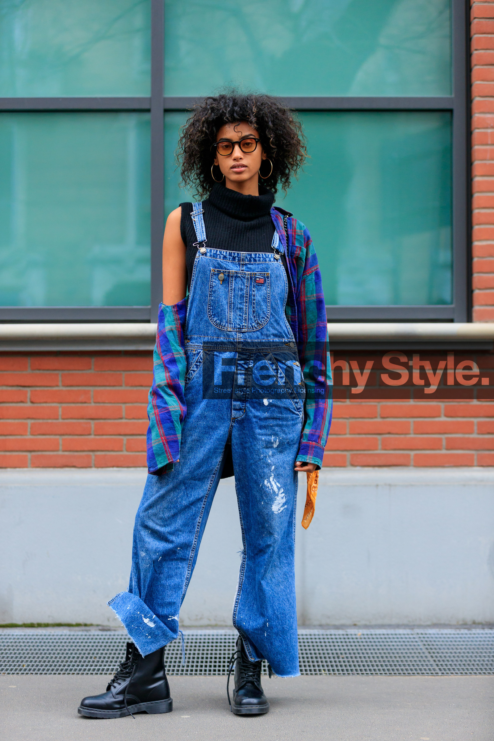 AUTUMN WINTER 2017-2018, AW 17-18, bandana, black shoes, black turtleneck, blue denim, checked shirt, denim overall, denim pants, earrings, FALL WINTER 2017-2018, fashion week, frenchystyle, full length, FW, FW 17-18, graphic shirt, imaan hamman, jeans, jonathan paciullo, leather shoes, MFW, MILAN, model, plaid, printed shirt, ralph lauren, sleeveless, street style, sunglasses, trousers, vertical