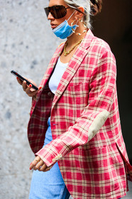 back details, jewel close up, red jacket, checked jacket, hoop earrings, big earrings, golden earrings, golden necklace, big sunglasses, black sunglasses, mask sunglasses, covid face mask, street style, jonathan paciullo, FW, frenchystyle, fashion week, MFW, MILAN, SPRING SUMMER 2021, SS 21, vertical, detail