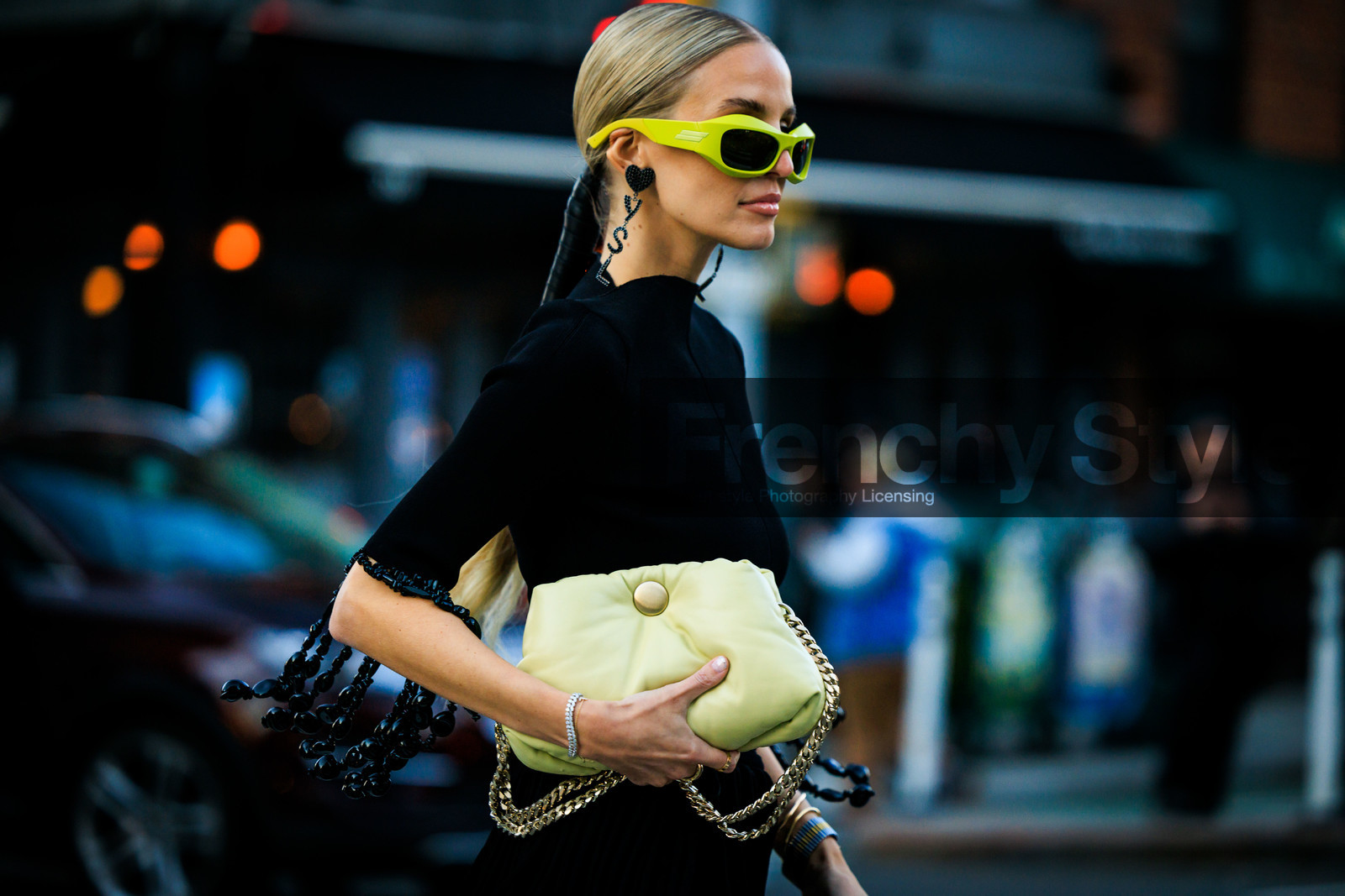 saint laurent logo earrings, puffy green pouch, green sunglasses, jacket, details, hairstyle, hair style, hair lace, leonie hanne, fashion week, frenchystyle, FW, jonathan paciullo, street style, NYFW, NEW YORK, AUTUMN WINTER 2022-2023, FALL WINTER 2022_2023, FW 22-23, atmosphere details, horizontal