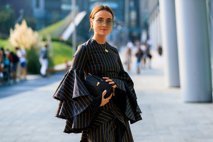 bally, black bag, black dress, graphic dress, leather bag, lena lademann, printed dress, ruffles, striped dress, sunglasses, fashion week, frenchystyle, FW, jonathan paciullo, street style, MFW, MILAN, SPRING SUMMER 2019, SS 19, atmosphere details, horizontal, detail