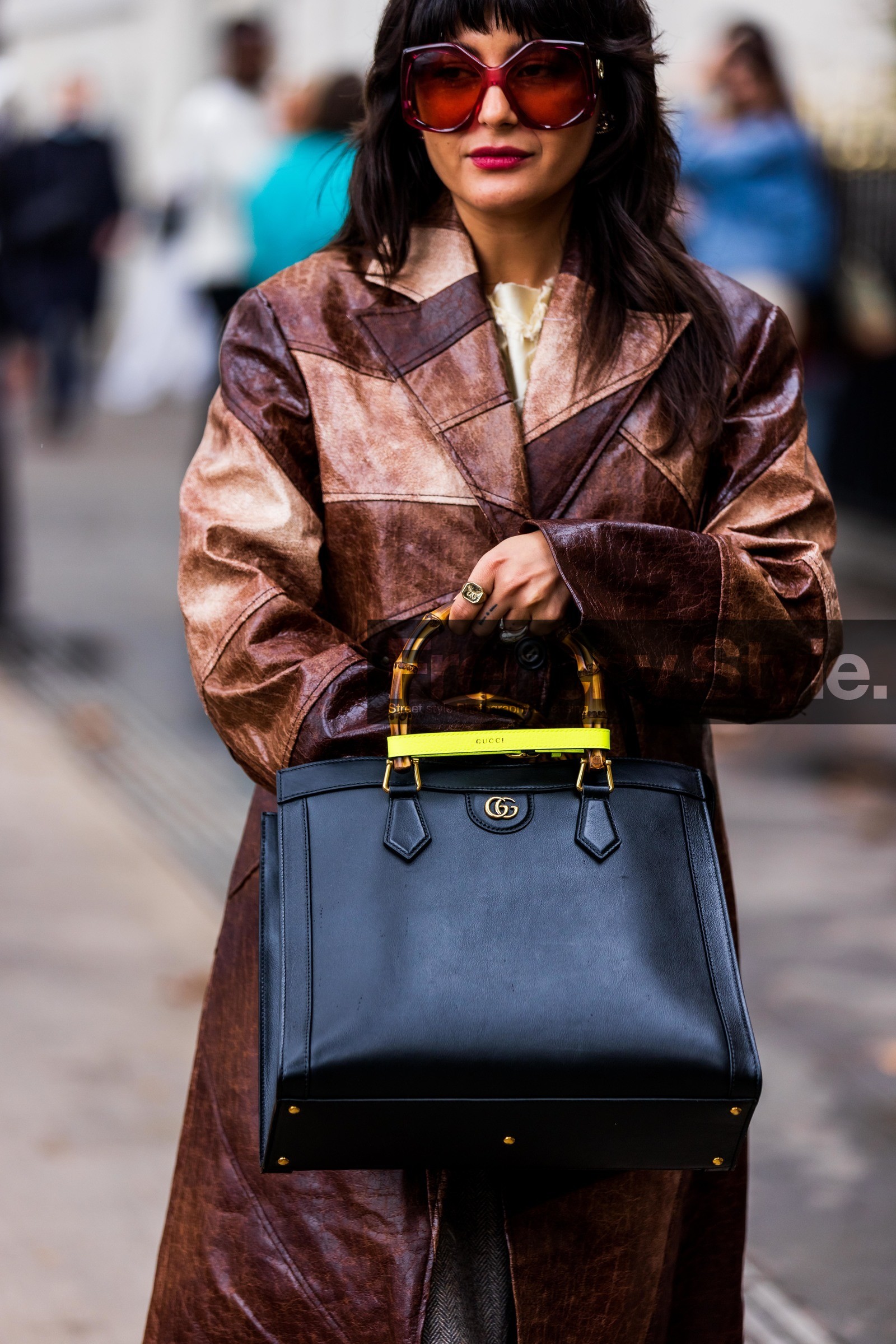 bag, black bag, brown coat, coat, gucci bag, leather bag, leather coat, long coat, Maria Bernad, oversize sunglasses, patchwork, red sunglasses, sunglasses, street style, jonathan paciullo, FW, frenchystyle, fashion week, PFW, PARIS, SPRING SUMMER 2022, SS 22, vertical, atmosphere details