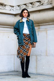 AUTUMN WINTER 2017-2018, AW 17-18, black boots, black shoes, brown skirt, checked skirt, diletta bonaiuti, FALL WINTER 2017-2018, fashion week, frenchystyle, full length, FW, FW 17-18, graphic skirt, green jacket, high boots, jonathan paciullo, jw anderson, leather shoes, nude bag, PARIS, PFW, plaid, street style, tartan, vertical, white sweater