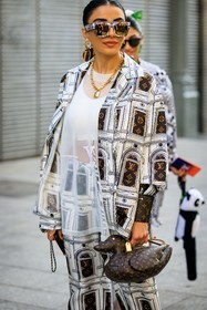 louis vuitton, sunglasses, white sunglasses, chained necklace, locked necklaces, white top, silk shirt, silk pants, logo pants, logo shirt, printed shirt, printed pants, duck shape bag, louis vuitton bag, monogram bag, golden earrings, fashion week, frenchystyle, FW, jonathan paciullo, street style, PFW, PARIS, menswear, FALL WINTER 2022-2023, AUTUMN WINTER 2022-2023, FW 22-23, atmosphere details, detail, vertical