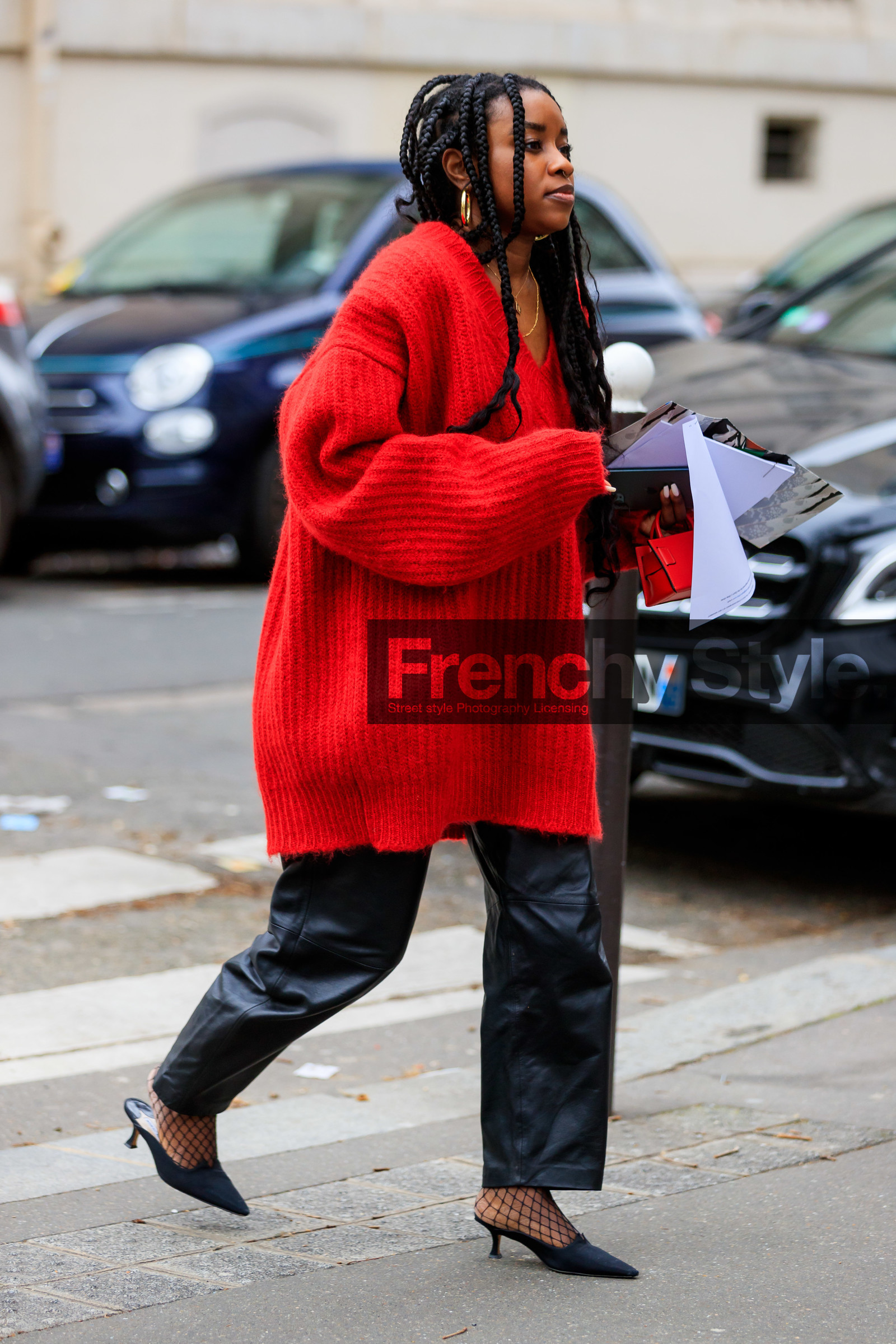 red pullover, long pullover, black leather pants, black slippers, fishnet socks, kitten heels shoes, jimmy choo shoes, fashion week, frenchystyle, FW, jonathan paciullo, street style, PFW, PARIS, vertical, full length
