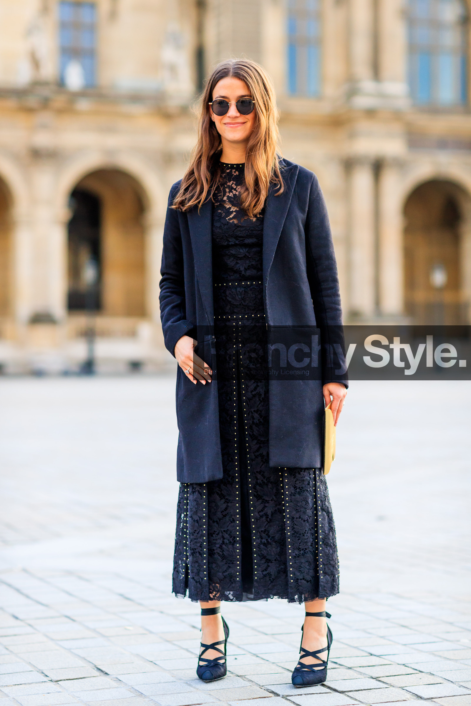 AUTUMN WINTER 2017-2018, AW 17-18, black coat, black dress, black shoes, FALL WINTER 2017-2018, fashion week, frenchystyle, full length, FW, FW 17-18, high heels, jonathan paciullo, lace dress, leather shoes, PARIS, PFW, street style, sunglasses, tone on tone, total look black, vertical