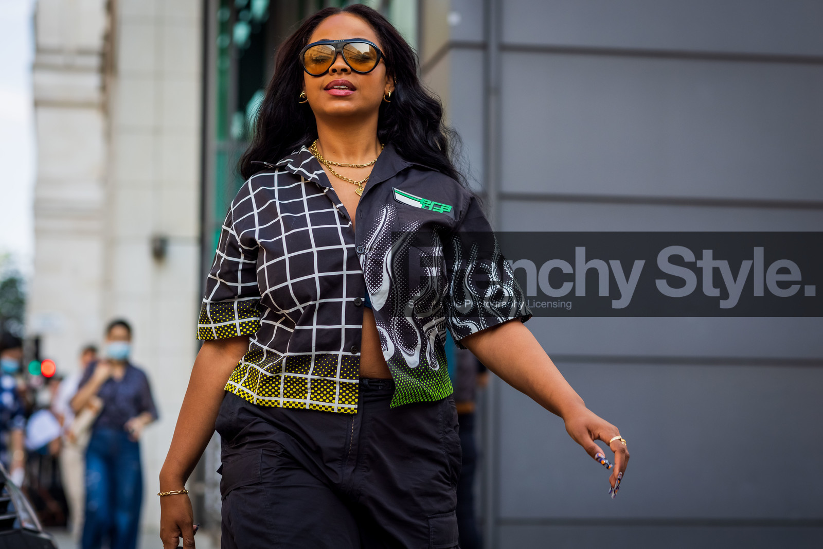 sunglasses, prada, shirt, black, necklace, fashion week, frenchystyle, FW, jonathan paciullo, street style, SPRING SUMMER 2022, SS 22, LFW, LONDON, horizontal, atmosphere details, detail