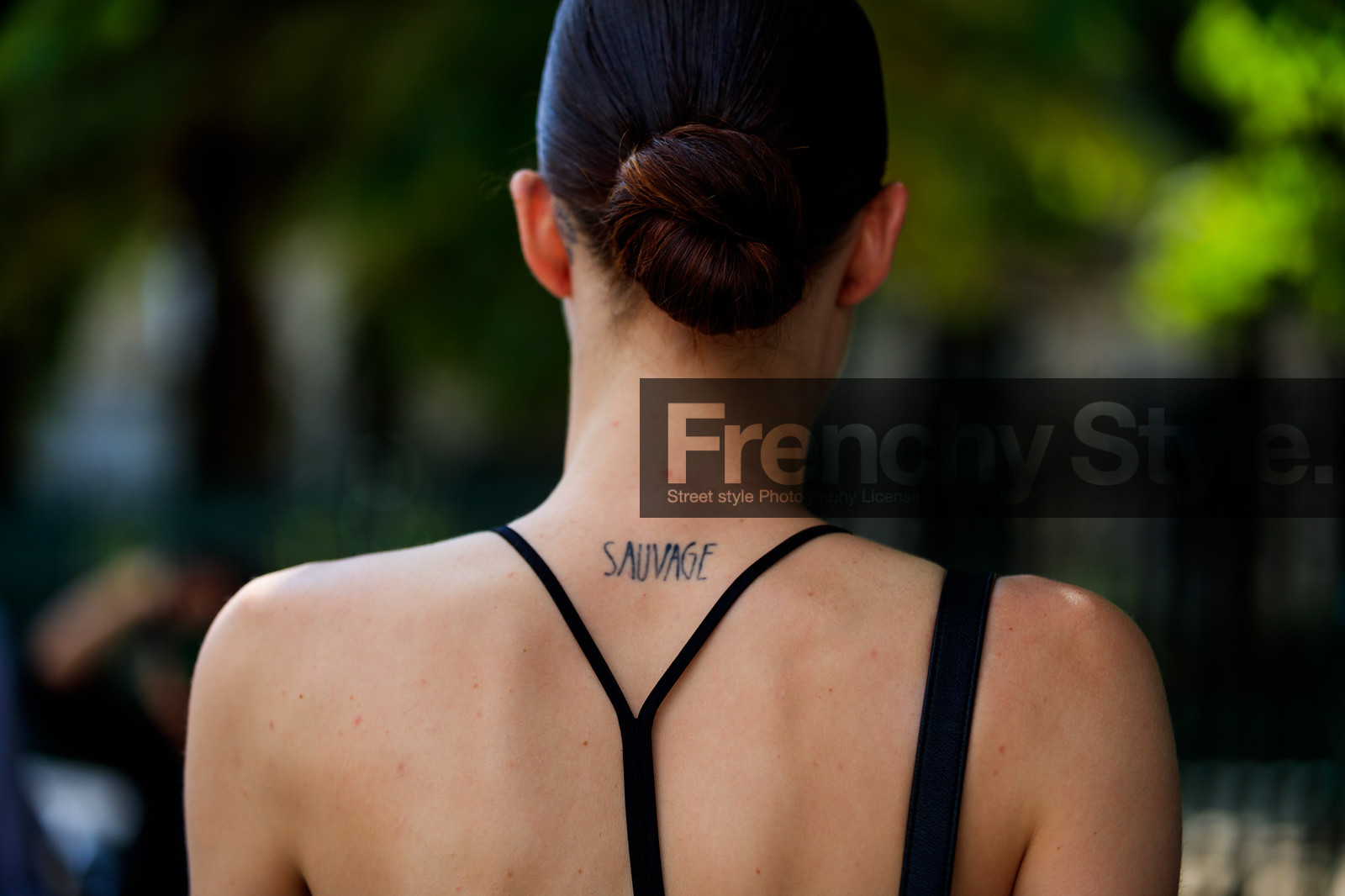 bun, tattoos, PFW, fashion week, frenchystyle, FW, jonathan paciullo, street style, PARIS, horizontal, atmosphere details, detail, model, AUTUMN WINTER 2018-2019, FALL WINTER 2018-2019, FW 18-19