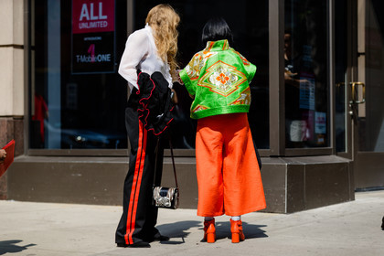 animal print, atmosphere details, black pants, chinese print, fashion week, frenchystyle, full length, FW, green jacket, high heels, horizontal, jonathan paciullo, leather bag, NEW YORK, NYFW, orange pants, orange shoes, printed jacket, SPRING SUMMER 2017, SS 17, street style, striped pants, stripes, white shirt, wide pants, woman, zebra