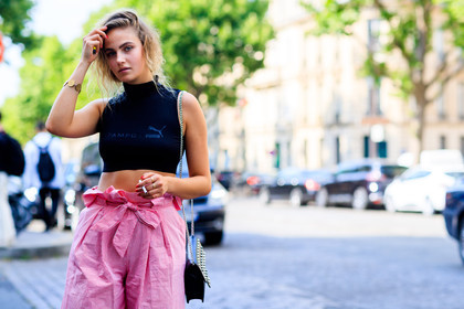 atmosphere details, black bag, black top, cropped top, detail, elena carriere, fashion week, frenchystyle, FW, high waist, horizontal, jonathan paciullo, leather bag, MENSWEAR, PARIS, PFW, pink pants, puma, SPRING SUMMER 2018, SS 18, street style, striped pants, trousers