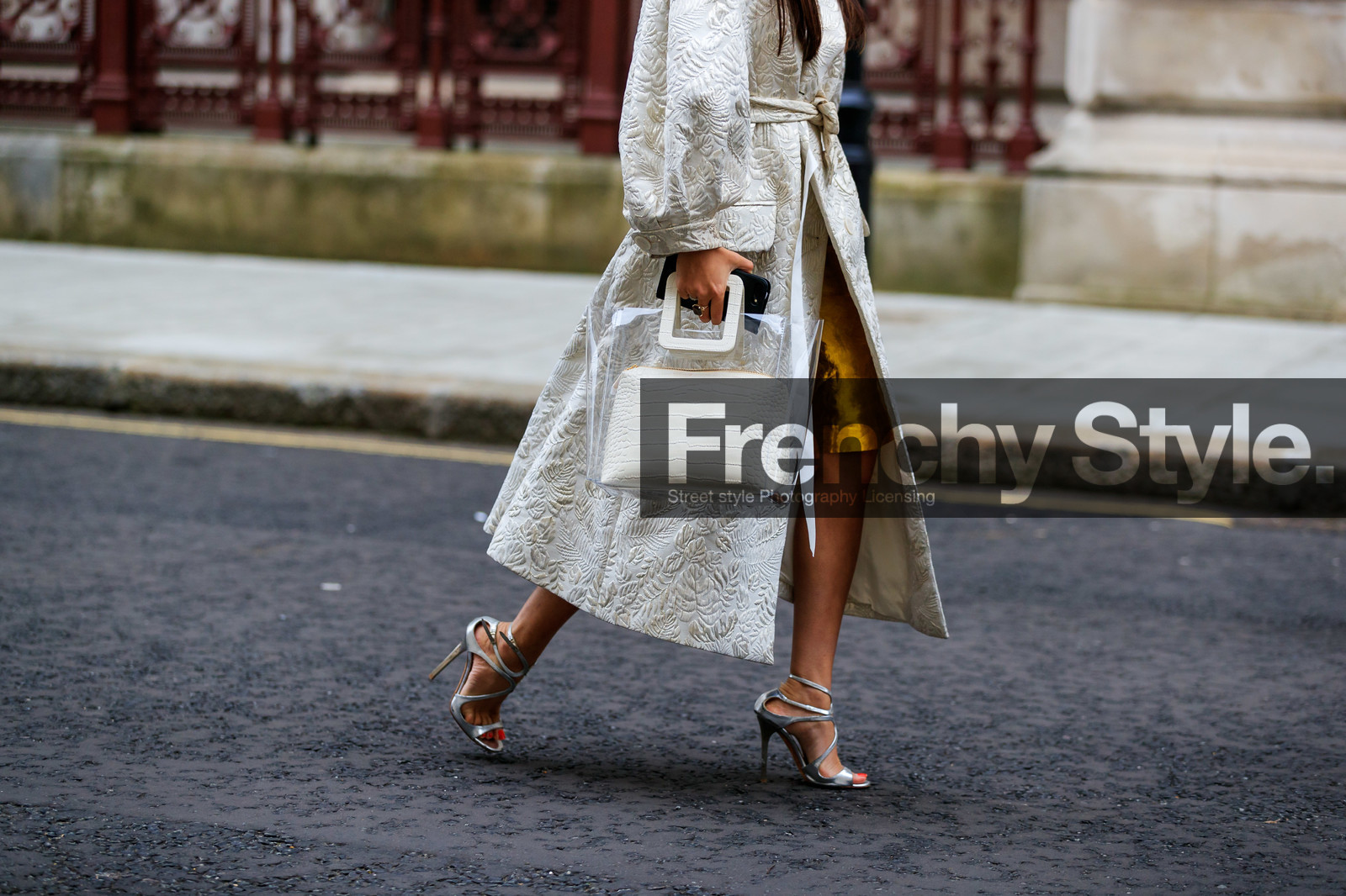 floral, flowers, high heels, leather bag, leather shoes, shiny shoes, silver shoes, transparent bag, white bag, white coat, street style, jonathan paciullo, FW, frenchystyle, fashion week, LFW, LONDON, AUTUMN WINTER 2019-2020, AW 19-20, FW 19-20, FALL WINTER 2019-2020, horizontal, atmosphere details, detail