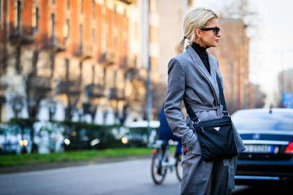 black bag, black turtleneck, grey jacket, grey pants, grey suit, leather bag, prada, sunglasses, trousers, fashion week, frenchystyle, FW, jonathan paciullo, street style, MFW, MILAN, AUTUMN WINTER 2018-2019, FALL WINTER 2018-2019, FW 18-19, horizontal, atmosphere details, caro daur
