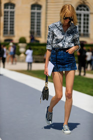 black bag, black belt, black shoes, blue denim, blue sneakers, christian dior, denim skirt, graphic shirt, leather bag, leather belt, leather shoes, mini skirt, monogram, printed shirt, sunglasses, fashion week, frenchystyle, FW, jonathan paciullo, street style, PFW, PARIS, vertical, full length, model, AUTUMN WINTER 2018-2019, FALL WINTER 2018-2019, FW 18-19, daria strokous