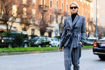 black bag, black turtleneck, grey jacket, grey pants, grey suit, leather bag, prada, sunglasses, trousers, fashion week, frenchystyle, FW, jonathan paciullo, street style, MFW, MILAN, AUTUMN WINTER 2018-2019, FALL WINTER 2018-2019, FW 18-19, horizontal, atmosphere details, caro daur