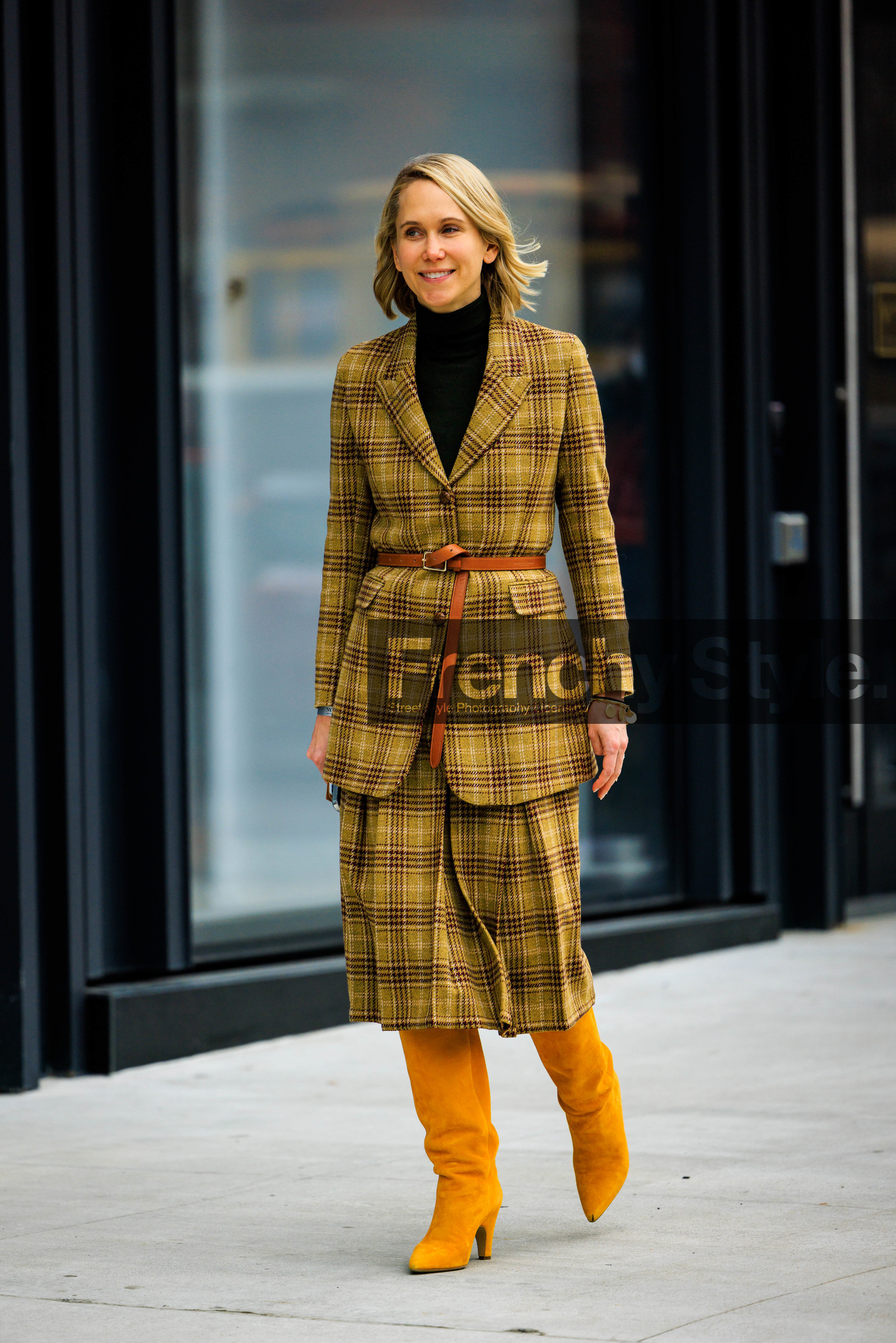 plaid look, yellow plaid, yellow boots, high heel boots, black turtleneck, brown belt, charm bracelet, leather belt, suede boots, street style, jonathan paciullo, FW, frenchystyle, fashion week, NYFW, NEW YORK, AUTUMN WINTER 2022-2023, FALL WINTER 2022_2023, FW 22-23, vertical, full length