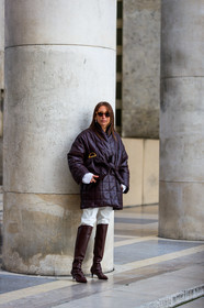 chloe loulou de saison, brown leather coat, brown leather bag, brown leather boots, down jacket, belted jacket, high boots, high heels boots, white jeans, denim, scale sunglasses, butterfly sunglasses, bottega veneta sunglasses, quilted coat, bottega veneta coat, pearl earrings, dangling earrings, fashion week, frenchystyle, FW, jonathan paciullo, street style, PFW, PARIS, vertical, full length