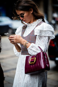 white dress, lace dress, ruffle dress, high collar dress, long sleeves dress, checked top, beige top, burgundy top, cropped top, sleeveless top, layered top, round shape sunglasses, metalic frame sunglasses, rayban sunglasses, burgundy leather bag, quilted bag, hand bag, bally bag, sarah lou falk, street style, jonathan paciullo, FW, frenchystyle, fashion week, MFW, MILAN, SPRING SUMMER 2021, SS 21, vertical, detail