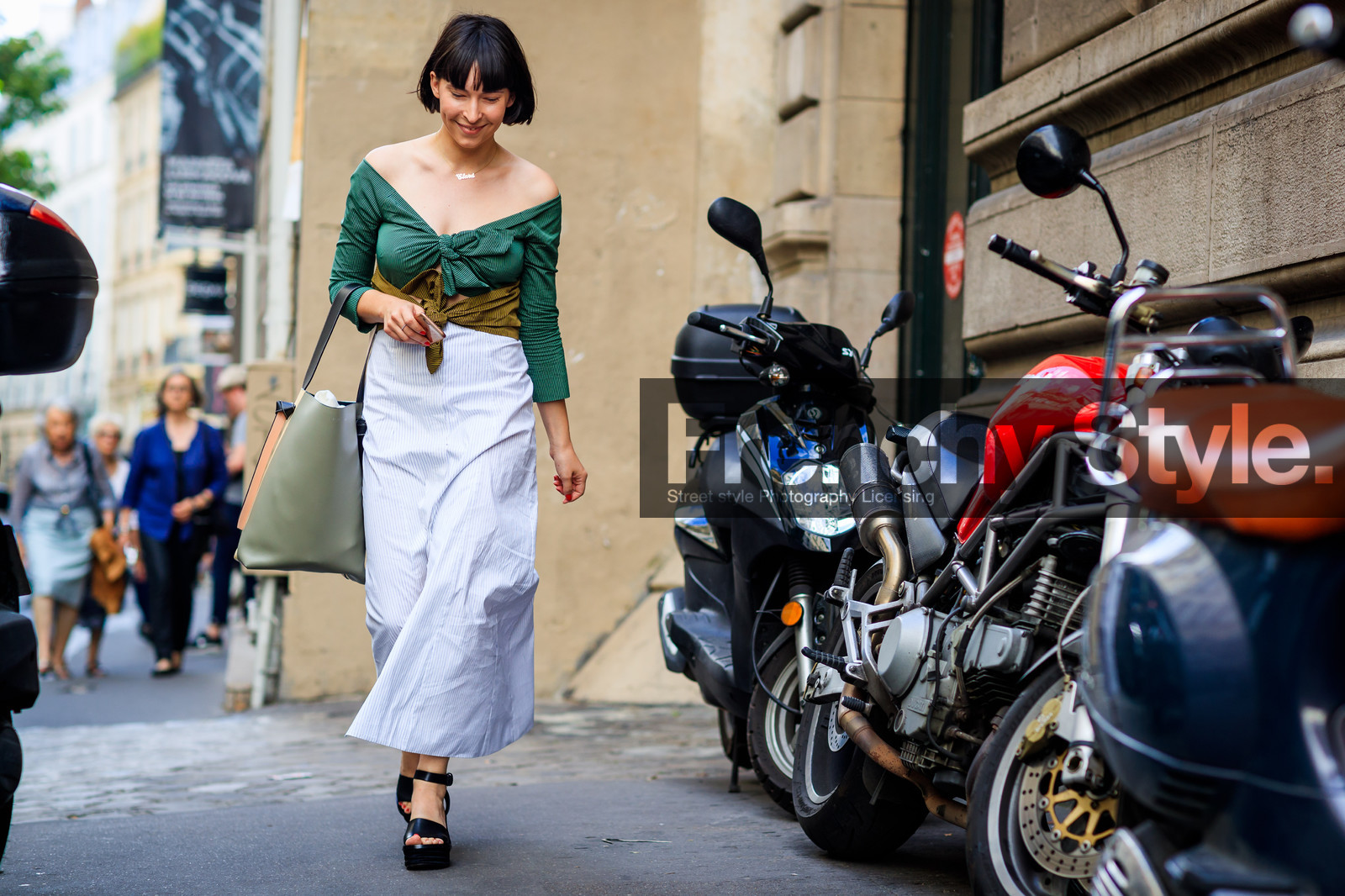 atmosphere details, black wedges, clara cornet, céline, fashion week, frenchystyle, full length, FW, green bag, green top, high heels, horizontal, jonathan paciullo, leather bag, leather shoes, MENSWEAR, off the shoulder, PARIS, PFW, SPRING SUMMER 2018, SS 18, street style, white skirt