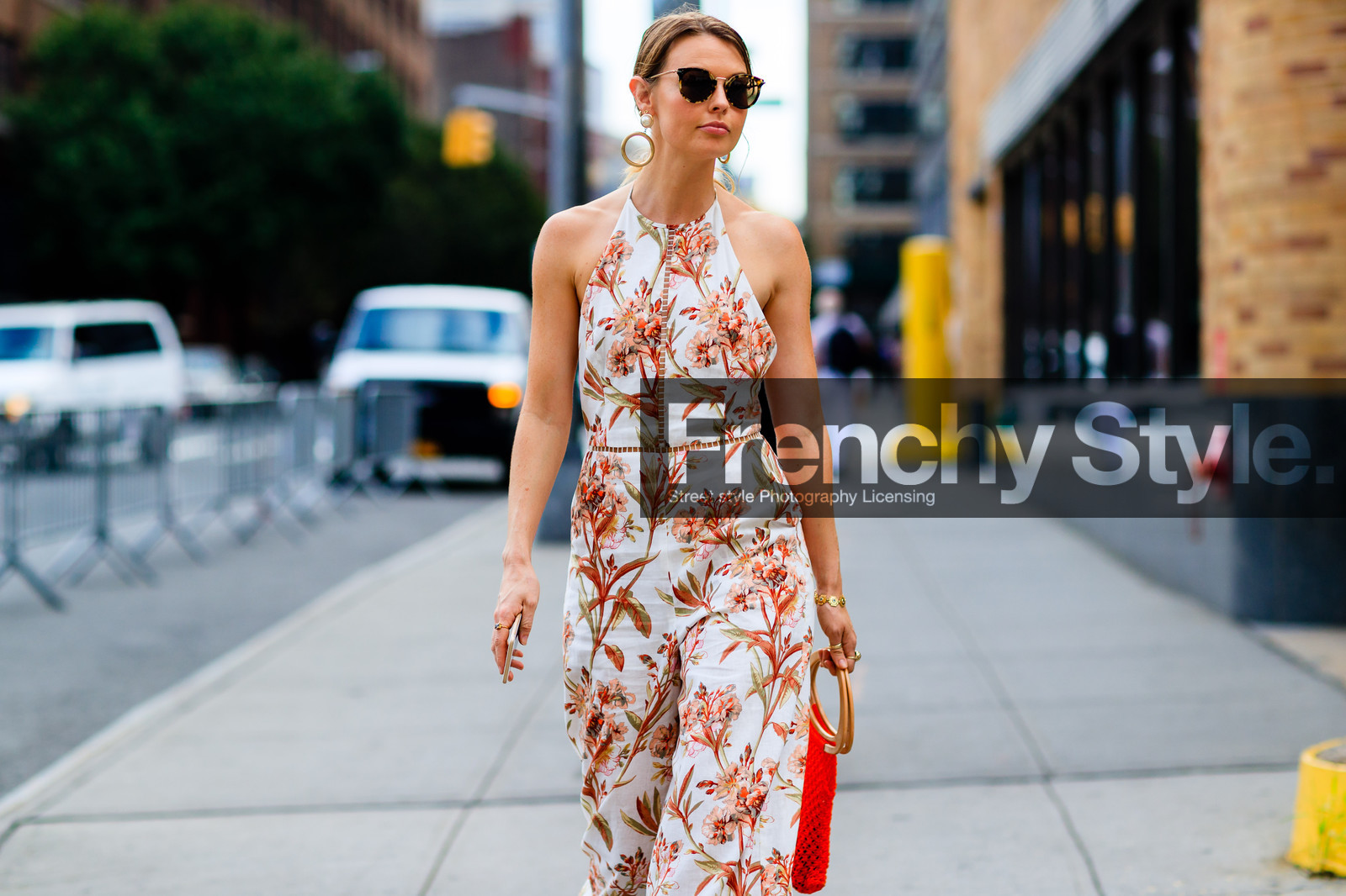 atmosphere details, detail, fashion week, fishnet, floral, flower, frenchystyle, FW, horizontal, jonathan paciullo, natalie cantell, NEW YORK, NYFW, printed jumpsuit, red bag, SPRING SUMMER 2017, SS 17, street style, sunglasses, woman