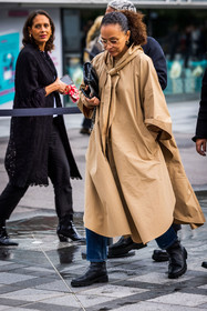 bag, beige jacket, beige raincoat, beige scarf, black bag, black boots, boots, denim, glasses, jacket, leather boots, raincoat, scarf, fashion week, frenchystyle, FW, jonathan paciullo, street style, PFW, PARIS, SPRING SUMMER 2022, SS 22, vertical, full length