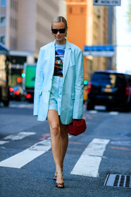 blue jacket, blue shorts, blue suit, blue t shirt, brown shoes, cartier, high heels, high waist, leather bag, leather shoes, printed t shirt, red bag, sunglasses, thora valdimars, turquoise, fashion week, frenchystyle, FW, jonathan paciullo, street style, NEW YORK, NYFW, SPRING SUMMER 2020, SS 20, vertical, full length