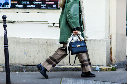 atmosphere details, AUTUMN WINTER 2016-2017, AW 16-17, black boots, black sweater, brown pants, checked pants, detail, FALL WINTER 2016-2017, fashion week, frenchystyle, FW, FW 16-17, green coat, green jacket, horizontal, jonathan paciullo, kaki coat, kaki jacket, leather boots, PARIS, PFW, plaid, printed pants, shearling, street style, striped pants, tartan, trousers, white fur
