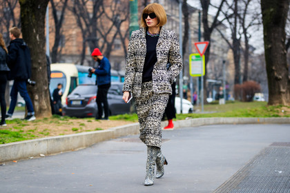 anna wintour, atmosphere details, AUTUMN WINTER 2017-2018, AW 17-18, beige jacket, beige skirt, black sweater, blazer, FALL WINTER 2017-2018, fashion week, frenchystyle, full length, FW, FW 17-18, high boots, high heels, horizontal, jonathan paciullo, leather shoes, MFW, MILAN, necklace, printed jacket, printed skirt, printed suit, snake print, street style, sunglasses, tweed suit, white suit, wool suit