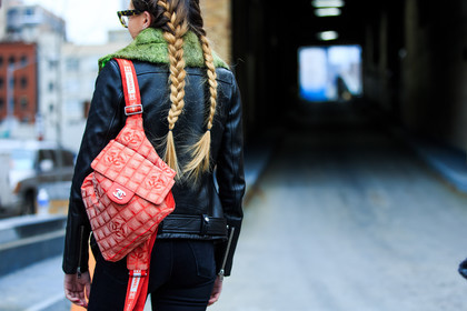 atmosphere details, AUTUMN WINTER 2016-2017, AW 16-17, backpack, black jacket, braids, chanel, detail, fashion week, frenchystyle, FW, FW 16-17, green scarf, horizontal, jonathan paciullo, leather jacket, NEW YORK, NYFW, red bag, street style, woman