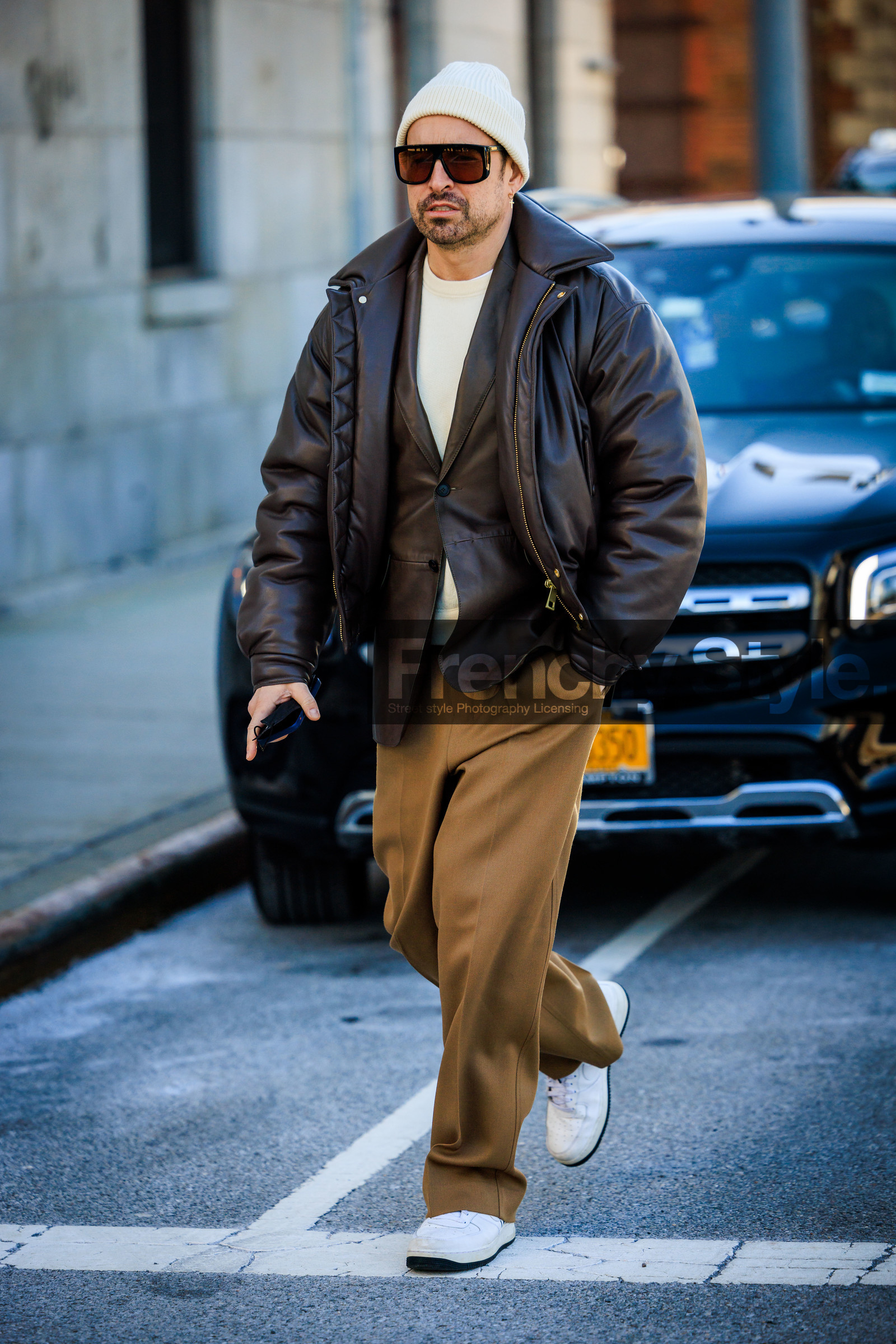 white beanie, sunglasses, brown blazer, leather blazer, leather jacket, winter outwear, white tshirt, white sneakers, brown jacket, bomber jacket, baggy pants, brown pants, street style, jonathan paciullo, FW, frenchystyle, fashion week, NYFW, NEW YORK, AUTUMN WINTER 2022-2023, FALL WINTER 2022_2023, FW 22-23, vertical, full length