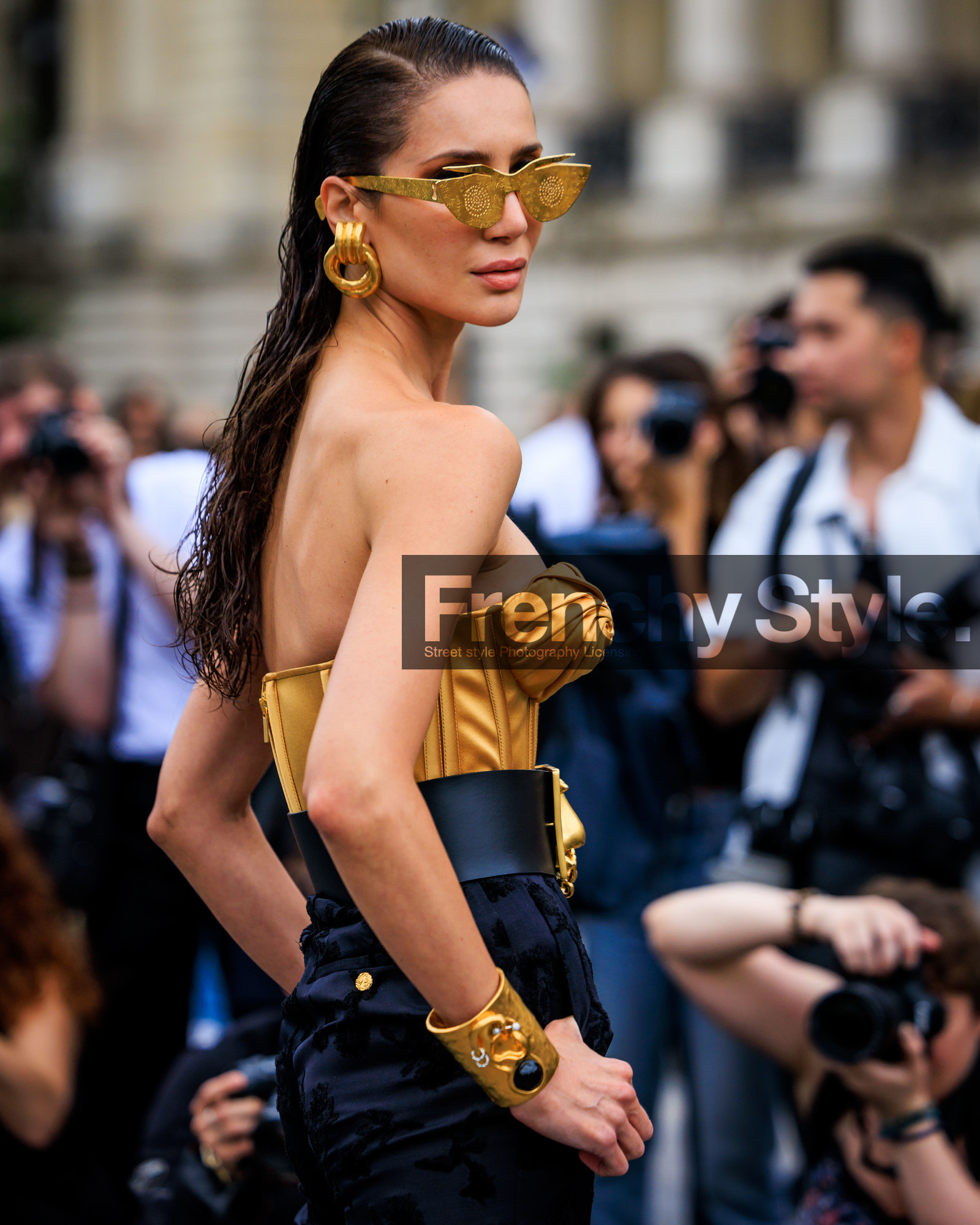 fashion week, frenchystyle, FW, jonathan paciullo, street style, PFW, PARIS, FW 23-24, FALL WINTER 2023-2024, AUTUMN WINTER 2023-2024, HAUTE COUTURE, vertical, atmosphere details, detail